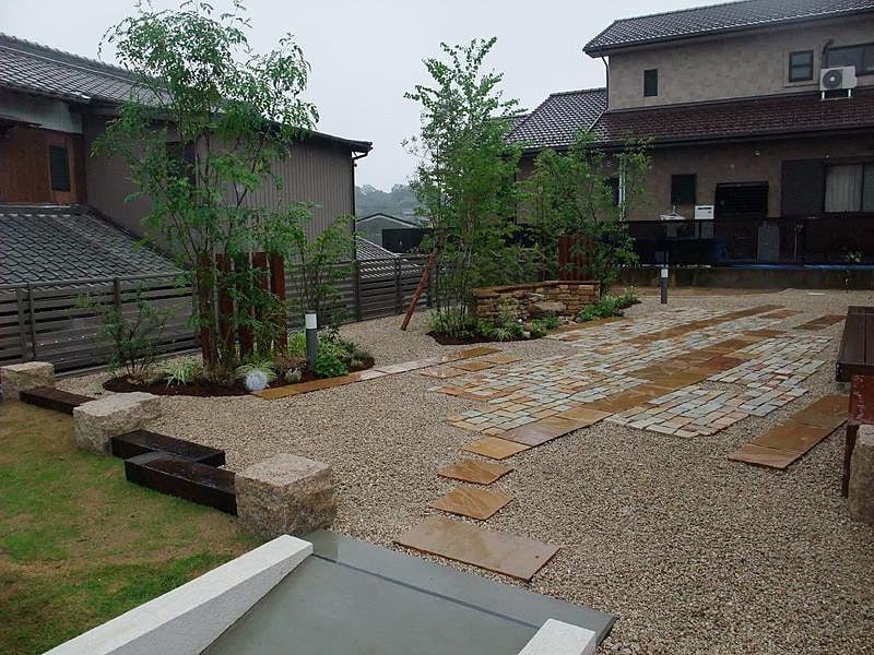 三重県植高 お庭造り 造園 ガーデニング 石組み 石積み 坪庭 雑木の庭